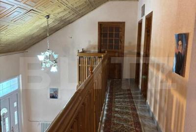 Casă cu 5 camere cu Teren 394 Mp în Obcini - 1