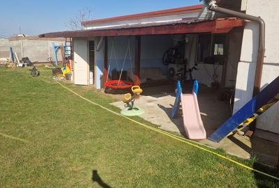 Casă cu 3 camere în Moșnița Nouă - 4