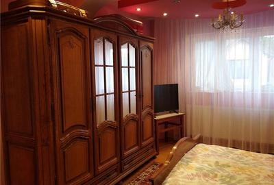 Casă cu 5 camere în Central - 3