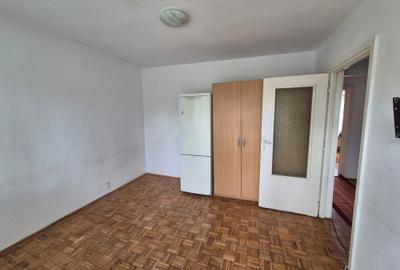 Vand apartament 3 camere Micro 1 - 7