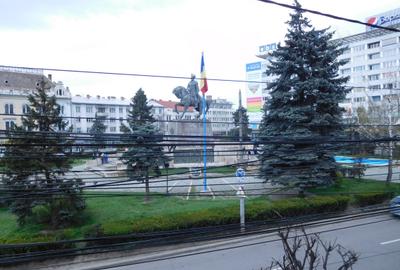 Apartament in Centru, cladire interbelica - 1