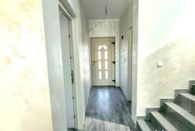 Casă cu 5 camere cu Teren 898 Mp în Central - 3