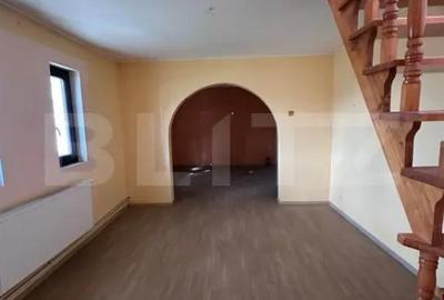 Casă cu 10 camere cu Teren 1200 Mp în Rădăuți - 5