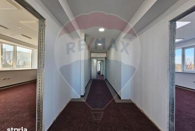 Spațiu comercial, de 240 mp, în Zona industrială - 2