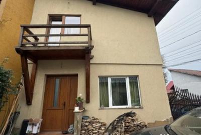 Casă cu 4 camere cu Teren 300 Mp în Rădăuți - 4