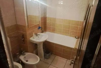 Apartament 2 camere Aradului langa Piata Verde decomandat amenajat centrala proprie - 1