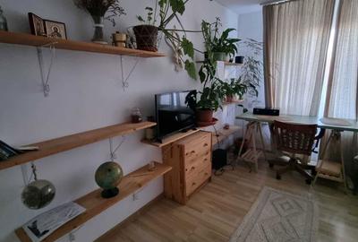 Garsonieră nedecomandată în Central - 1