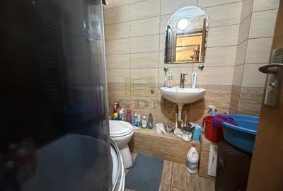 Apartament cu 4 camere decomandat, mobilat în Craiovița Nouă - 6