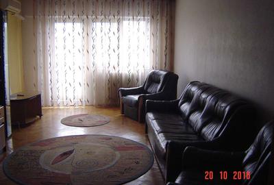 Apartament cu 3 camere decomandat în Babadag - 1