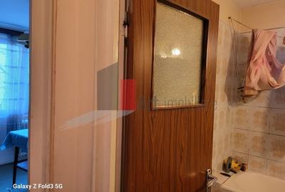 Apartament 3 camere Titan liceul Dante Apartament 3 camere Titan liceul Dante - 8