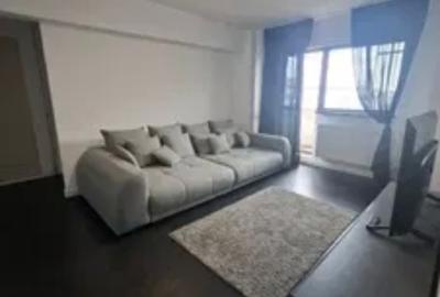 Apartament cu 3 camere semidecomandat în Drumul Taberei