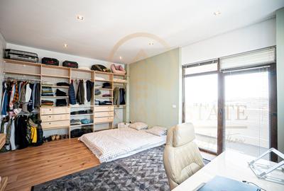 Apartament cu 3 camere semidecomandat, mobilat în Palazu Mare - 17