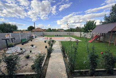 Casa de vanzare cu 7 camere - 11