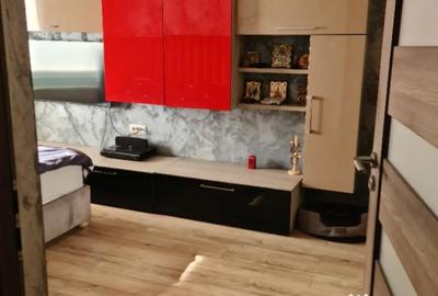 Apartament cu 2 camere decomandat în Central - 2