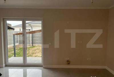 Casă cu 4 camere cu Teren 450 Mp în Central - 1