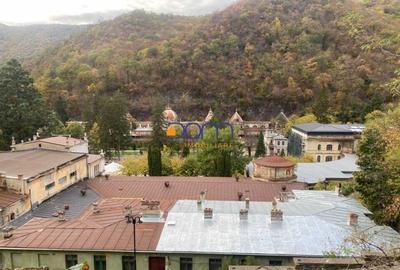Teren Baile Herculane zona Centrul Istoric Cazinou - 2