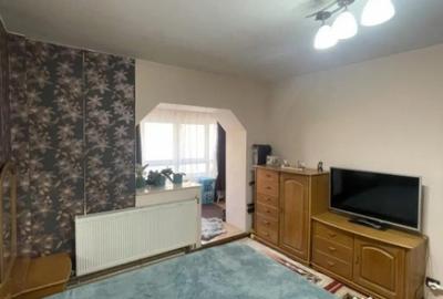 Apartament cu 3 camere decomandat, mobilat în Săsar - 4