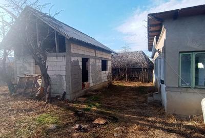 Casă cu 4 camere în Central - 3