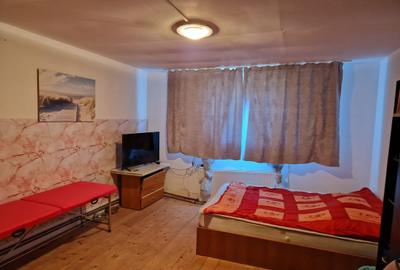 Casă cu 3 camere cu Teren 1000 Mp în Nuci - 2