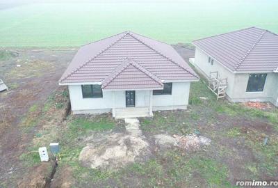 Casa noua cu 4 camere ?i 500 mp teren in Santandrei - 2