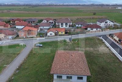 Casa spa?ioasa in Ciugud, la gri confort ?i lini?te aproape de ora?! - 3