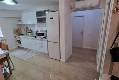 Apartament cu 3 camere decomandat în Capitol - 1