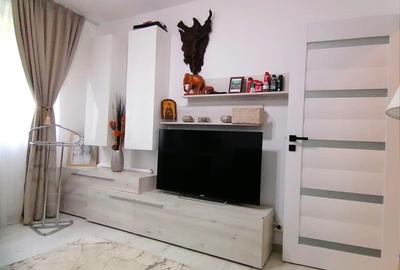 Apartament cu 2 camere decomandat în Brâncoveanu