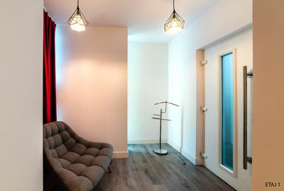 Cladire S+P+2+M centrul orasului pe Bld.Mamaia cu 3 apartamente+spatiu comercial - 4