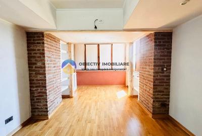 Apartament de vanzare 3 camere - Zona 1 Mai / 2 bai - 4