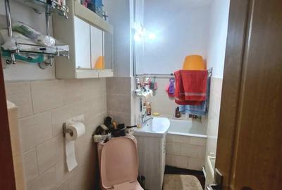 Ap. 3 camere- decomandat- parter+balcon ?i beci, Plevna - 8