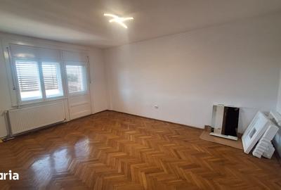 Apartament cu 4 camere în Olimpia-Stadion - 18