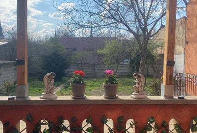 Casă cu 5 camere cu Teren 936 Mp în Ultracentral