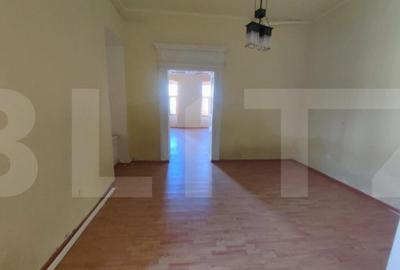 Spațiu comercial, de 83 mp, în Dej