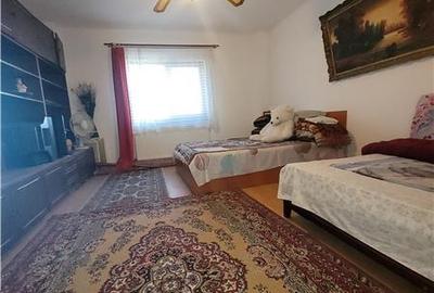 Casă individuală cu 4 camere cu Teren 2500 Mp în Lazu - 3