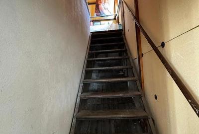 Casă cu 6 camere cu Canalizare în Delfinariu - 3