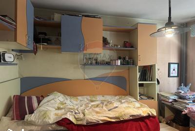 Apartament cu 3 camere, mobilat în Central - 3