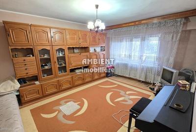 Apartament cu 4 camere decomandat în Central - 3