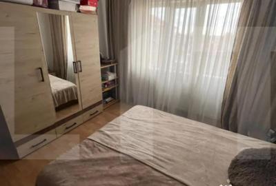 Apartament cu 4 camere decomandat în Șagului