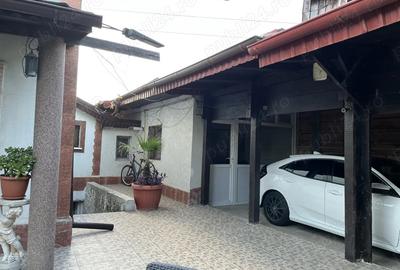 Casă cu 6 camere în Izvoare - 2