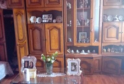 Casă cu 4 camere în Central - 2