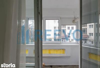 Apartament cu 4 camere decomandat în 9 Mai - 7