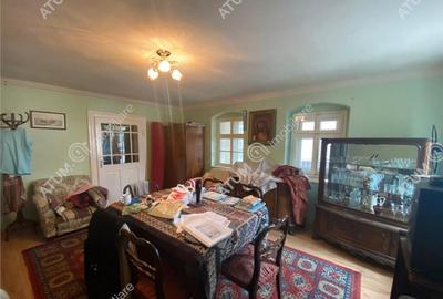 Casa cu 4 camere si anexe in comuna Mohu din Selimbar - 9