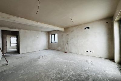 Apartament cu 4 camere decomandat în Torontalului - 2