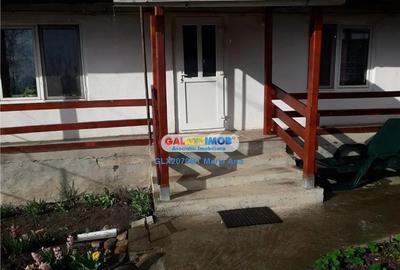 Casă cu 4 camere cu Teren 1050 Mp în Central - 2