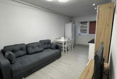 Apartament cu 3 camere decomandat în Cățelu - 4