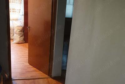 Apartament de vanzare 4 camere - 2