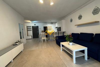 Apartament cu 2 camere semidecomandat, mobilat în Central
