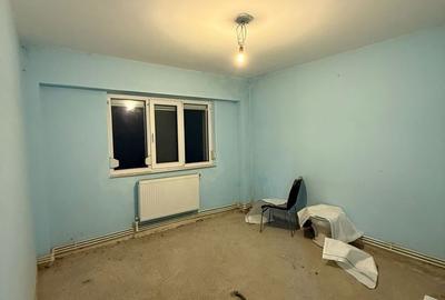 Apartament cu 3 camere decomandat în Sârbi - 6