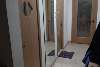 Apartament cu 2 camere decomandat în Rahova - 4
