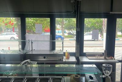 Spațiu comercial, de 32 mp, în Central - 4